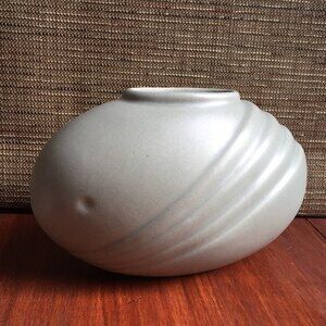 Vintage art deco vase